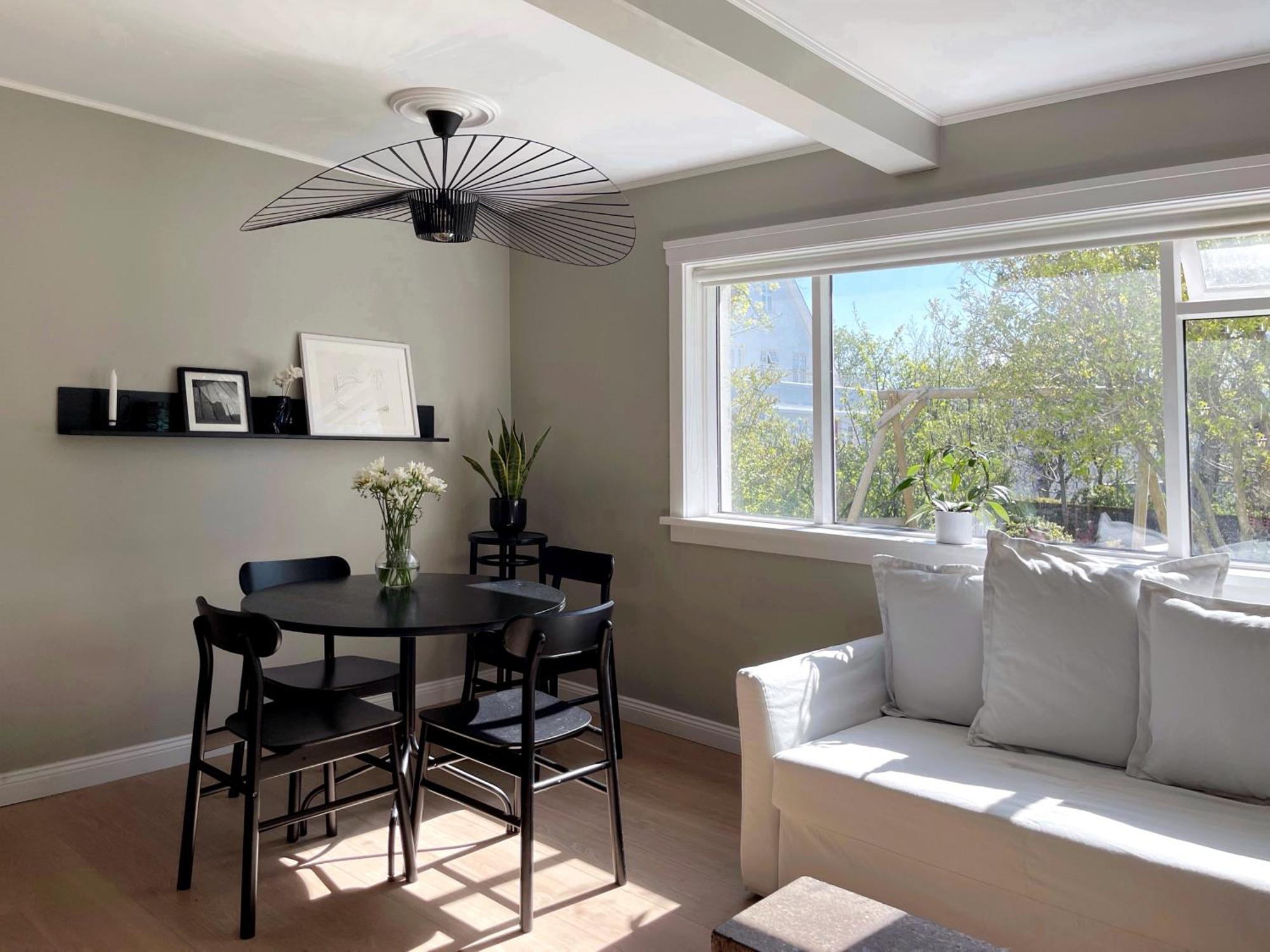 Comfortable And Stylish In Quiet Area Downtown * Reiquiavique